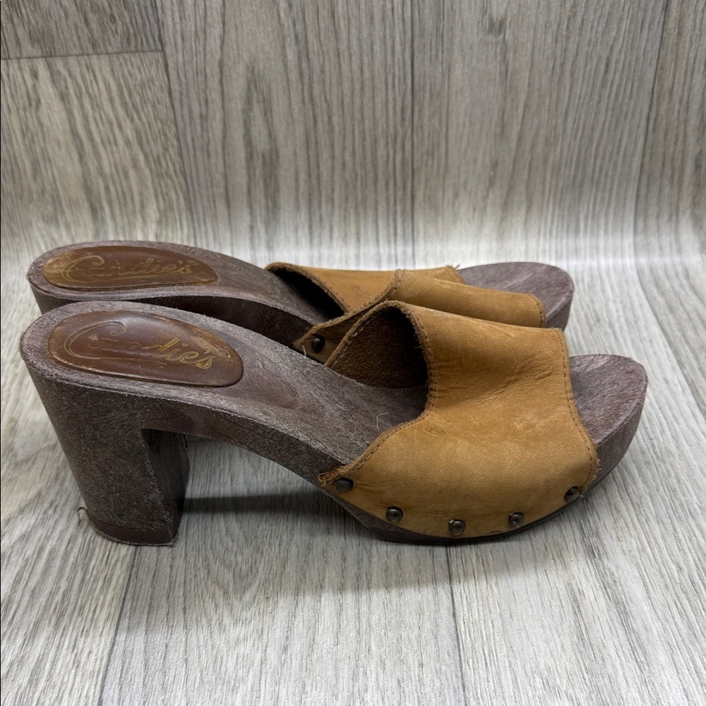 Candie’s Vintage Clogs - Picture 10 of 12
